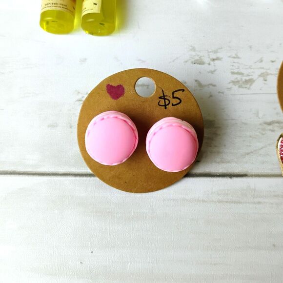 11 NEW Novelty Earring Lot/Bundle Resellers Panda, Dogs, PBJelly, Wine, Drinks - Picture 3 of 6